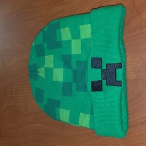 Minecraft Boys Creeper Face -Black and Green Youth Beanie